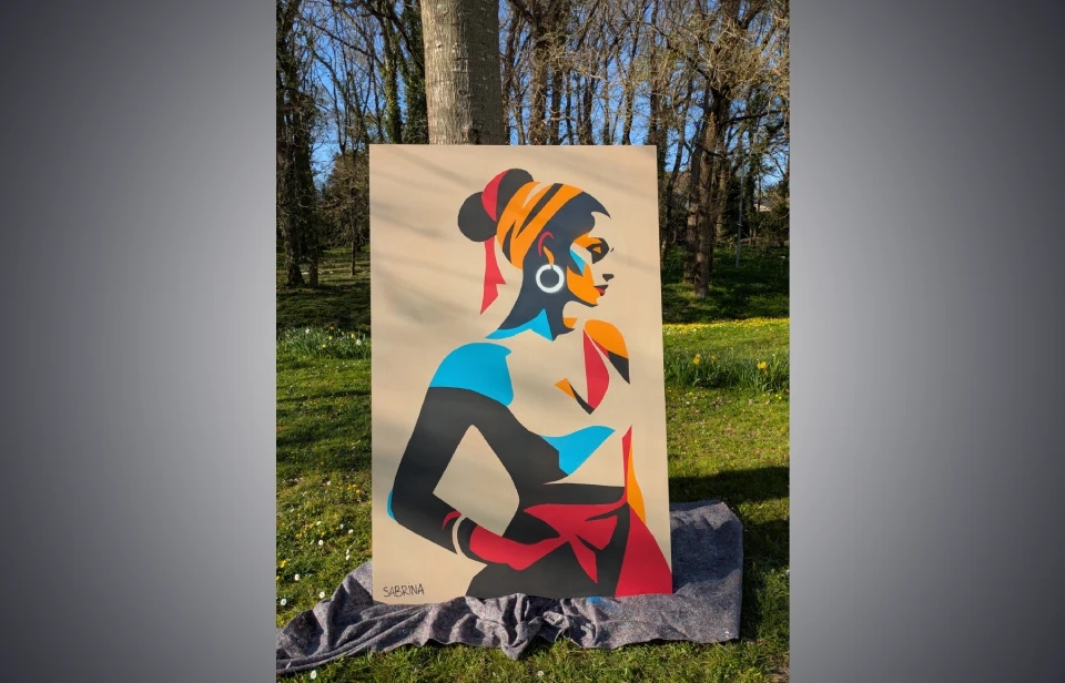 Portrait de femme assise art contemporain, tableau moderne graphique aux tons orange bleu noir, peinture décorative grand format